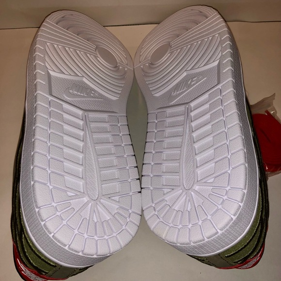 COPY - BRAND NEW Jordan 1 Centre Court Oil Green Sz. 10 - Picture 9 of 10